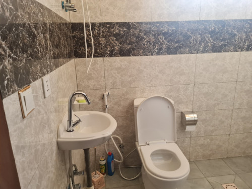 Appartement Meublé au Centre de Goma (90$/jour)