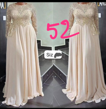 Robe dame de très bonne qualité
