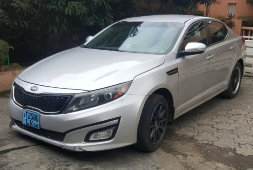 Voiture KIA misé en vente